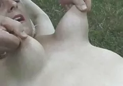 أسود فيديو سكس عربي الحلمة 13