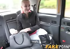 لعبة سكس حريم عربي